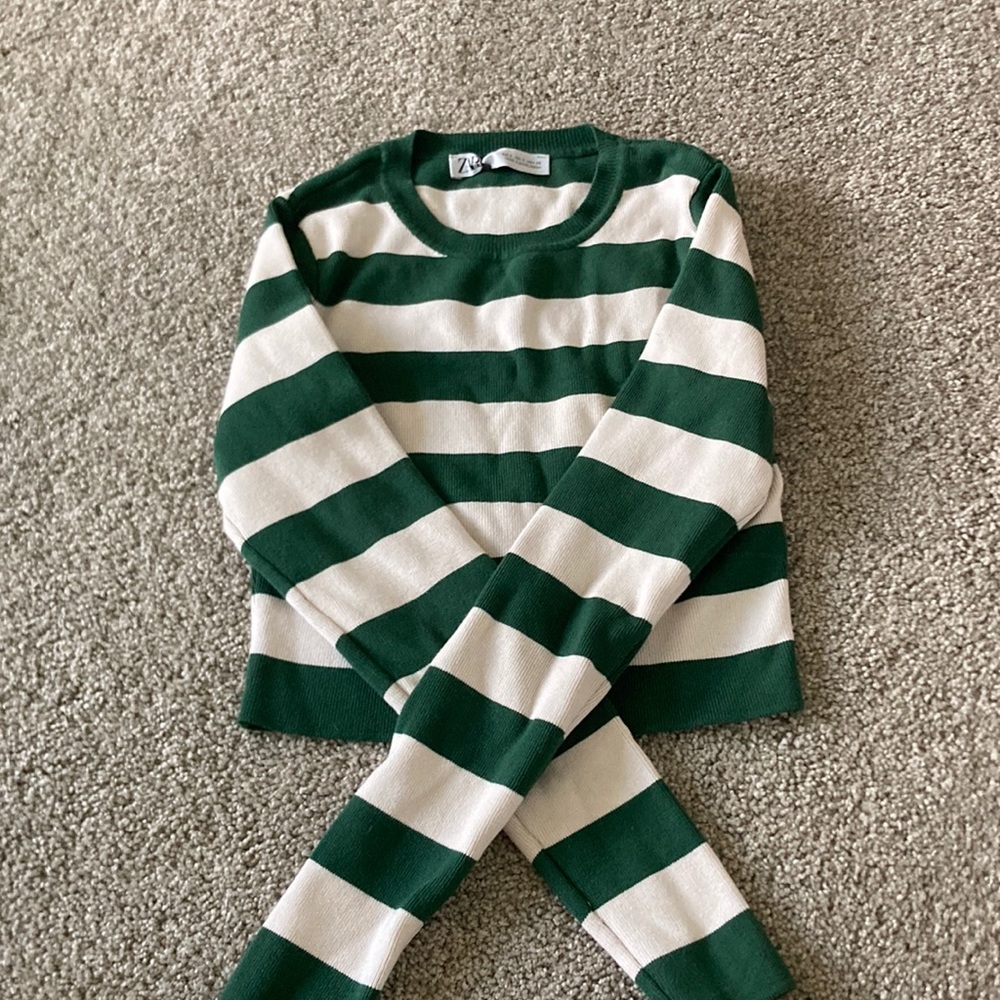 ZARA, striped white and green, long sleeve crop top